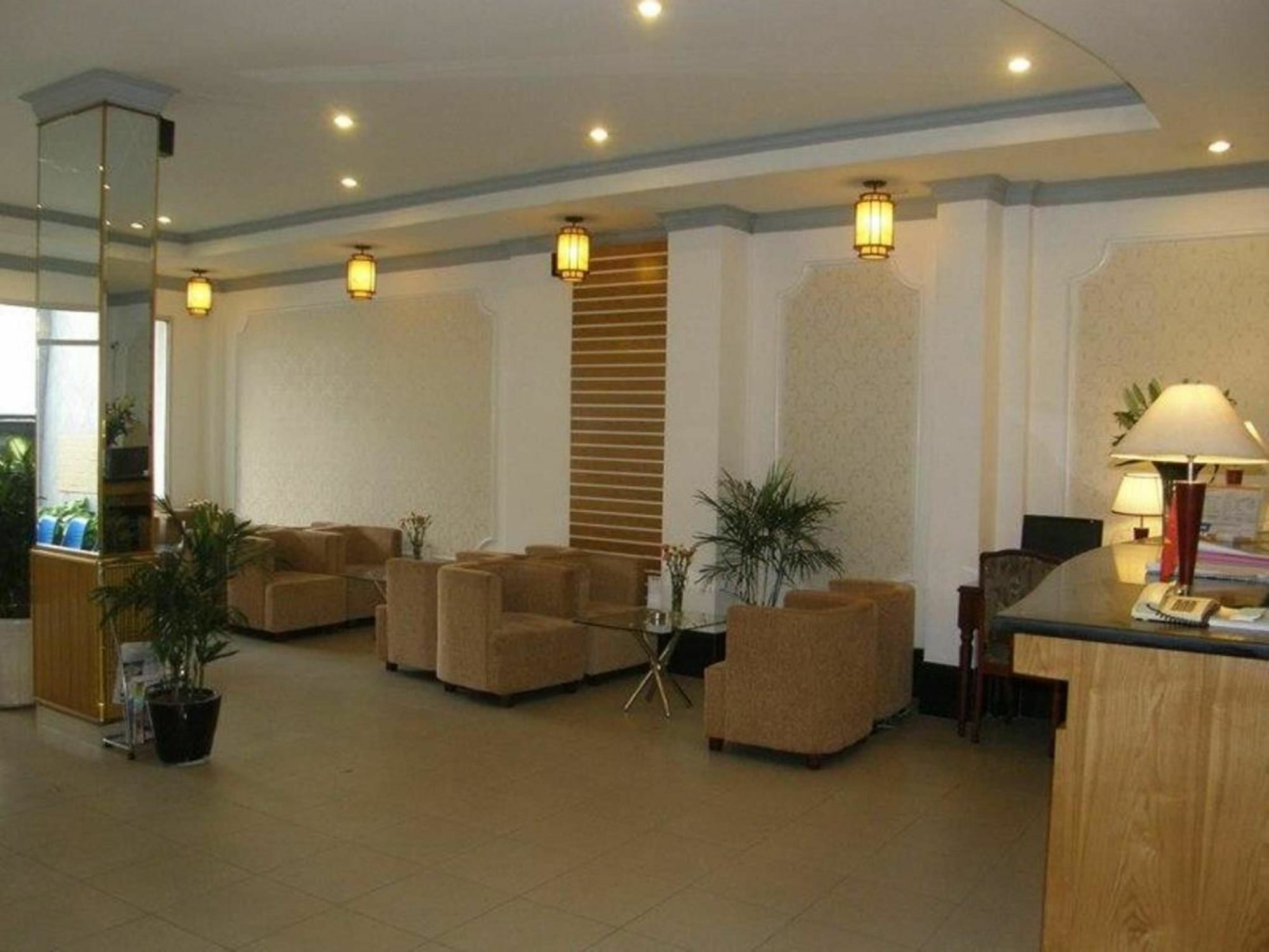 Khách sạn Trung Mai 2*